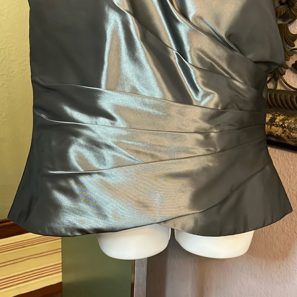NWOT Alfred Angelo Top -Grey formal one shoulder ruched Satin top Sz 18 - Picture 4 of 12